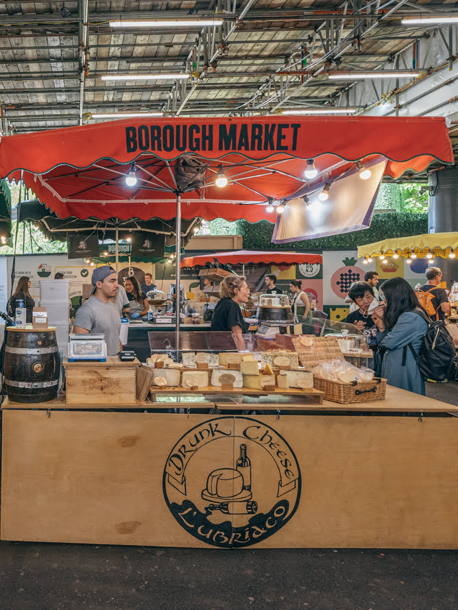 Visite avec guide francophone des stands traditionnels à borough Market