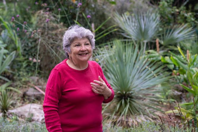 Mona, horticultrice française à Londres, spécialiste des Corokias