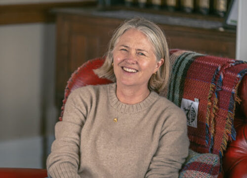 Louise guide francophone de Forest Distillery dans le Peak District